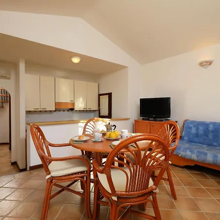 Erica 22 - Vista Village By Interhome